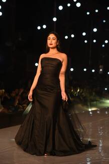Lakme Fashion Week 2019: Kareena Kapoor SLAYS In A Black Gown As She Turns Showstopper (See PICS)