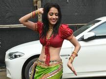 Dream Girl\'s Nushrat Bharucha on \'Dhagala Lagli Kala\': I Want To Totally & Typically Look A Maharashtrian