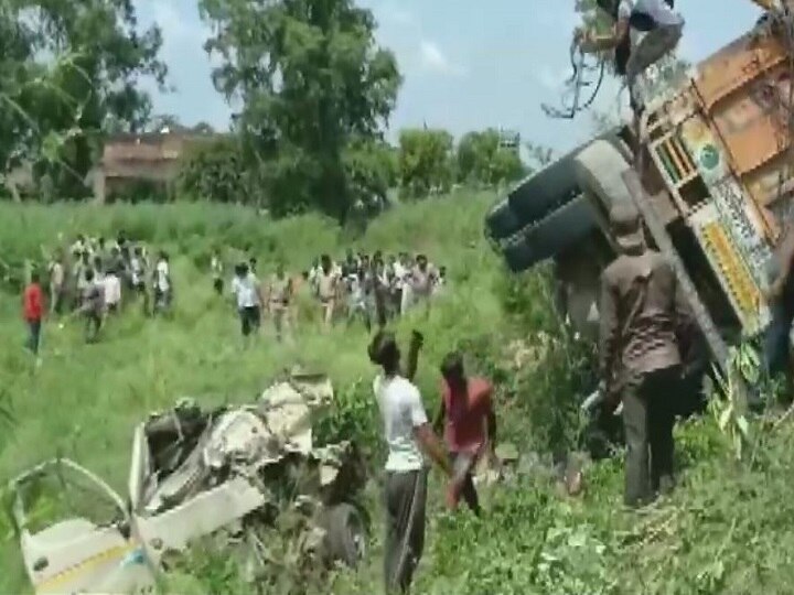 Uttar Pradesh: 16 Killed In Three-Vehicle Collision In Shahjahanpur Uttar Pradesh: 16 Killed In Three-Vehicle Collision In Shahjahanpur