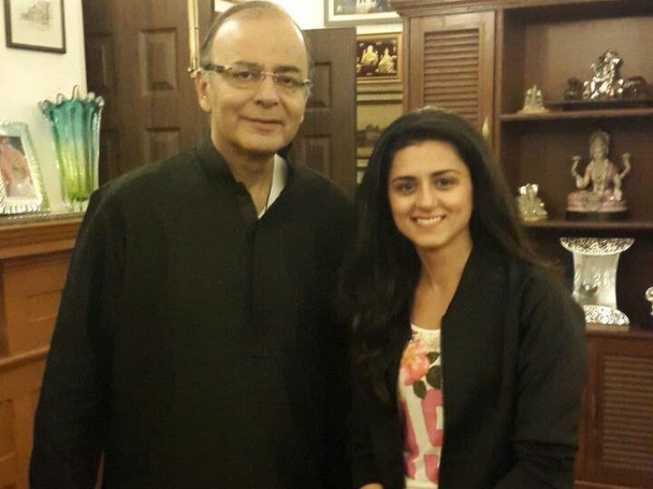 TV Actress Ridhi Dogra Mourns The Death Of Her Uncle Arun Jaitley; Shares A Heart-Felt Note Remembering Childhood Memories TV Actress Ridhi Dogra Mourns The Death Of Her Uncle Arun Jaitley; Shares A Heart-Felt Note Remembering Childhood Memories