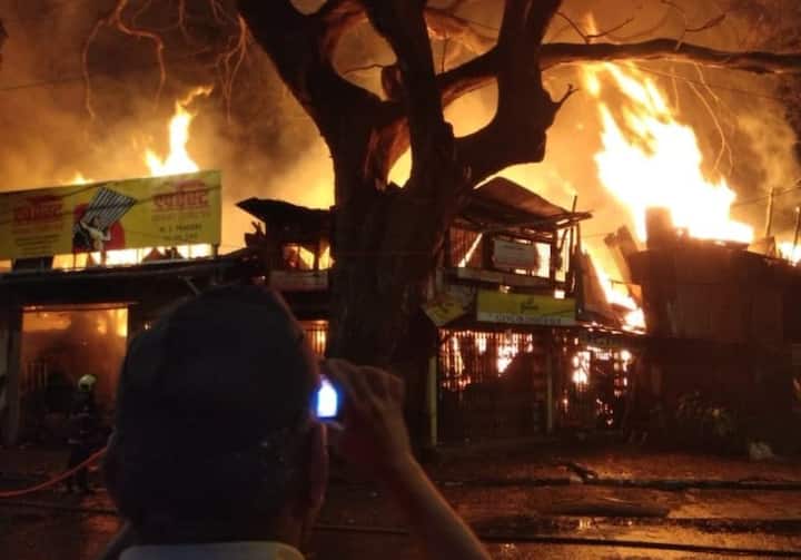 The incident took place at around 2.25 am and eight fire tenders along with fire brigade jawans were rushed to the spot. (ANI)