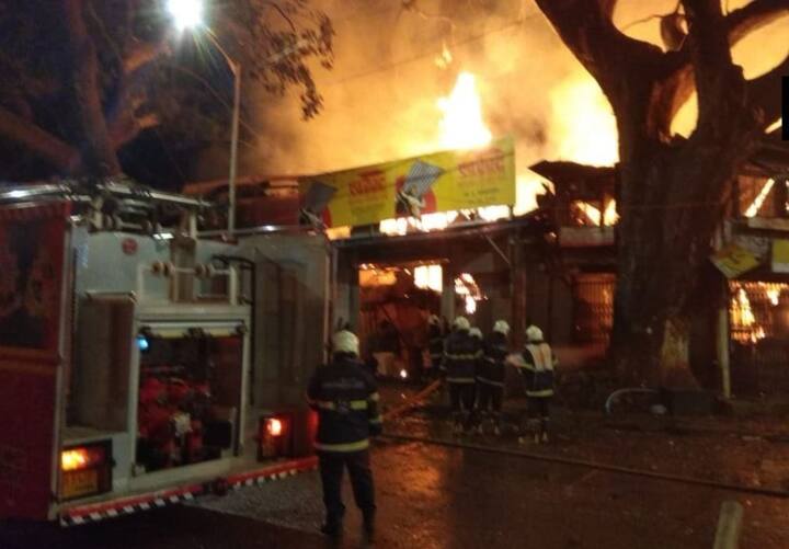  The fire fighting and rescue operations are on and so far there are no reports of casualties or injuries, the official said, adding police personnel and authorities have reached the spot. (ANI)