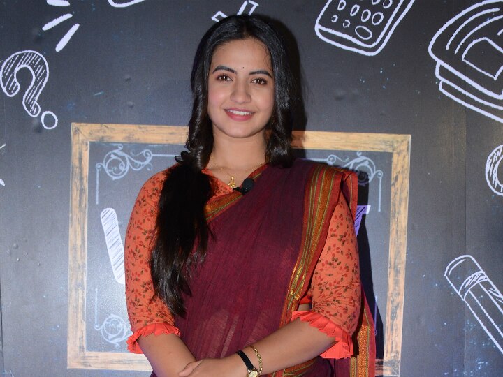 Vidya: Meera Deosthale & Namish Taneja's Colors Show Will Showcase The Journey Of An Uneducated English Teacher Meera Deosthale's New Show 'Vidya' Will Showcase The Journey Of An Uneducated English Teacher