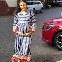 \'Diya Aur Baati Hum\' Actress Pooja Sharma Shares ADORABLE PIC Of Daughter; REVEALS Her Name
