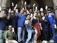 Varun Dhawan & Sara Ali Khan\'s \'Coolie No.1\' Set Goes Plastic-free