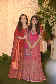 PICS: Amitabh Bachchan, Aamir Khan & Vicky Kaushal At Ambani’s Ganesh Chaturthi Celebrations