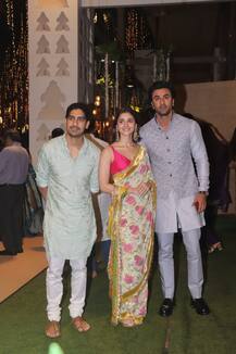 PICS: Lovebirds Alia Bhatt & Ranbir Kapoor Look STUNNING Together At Ambani’s Ganesh Chaturthi Celebrations