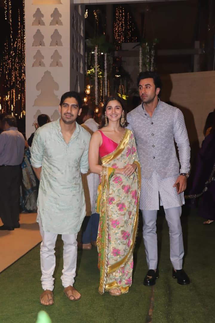 Alia and Ranbir, who have painted the town red with their love, will be seen together for the first time on the silver screen in ‘Brahmastra’. The film is slated to release in the summer of 2020. (All PICS Credit- Manav Manglani)