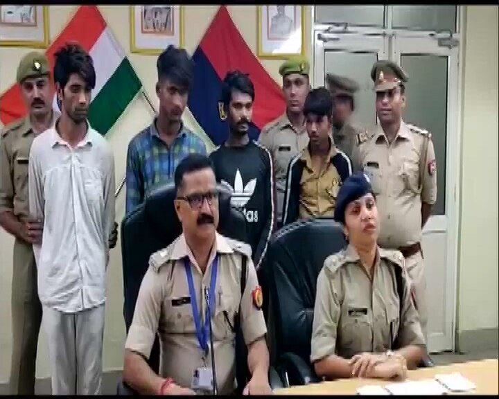 Tik-Tok Star Shahrukh Khan, Three Others Held For Snatching In Greater Noida Tik-Tok Star Shahrukh Khan, Three Others Held For Snatching In Greater Noida