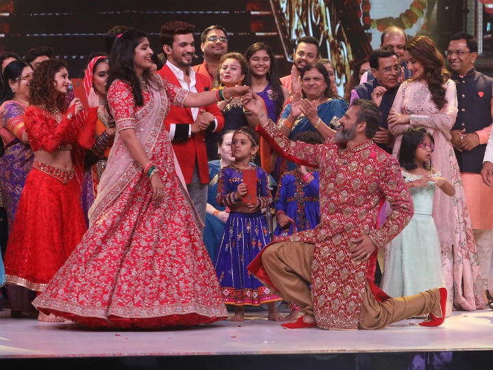 Dance Deewane 2: Contestant Mehul Mehta & Girlfriend Exchange Rings; Madhuri Dixit Organizes An Engagement Party! See Pictures! PICS: 'Dance Deewane 2' Contestant Mehul Mehta & Girlfriend Get Engaged On The Show!