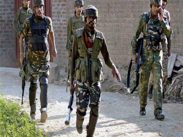 Jammu And Kashmir: 8 LeT Terrorists Arrested In Sopore For Publishing, Circulating Threatening Posters Jammu And Kashmir: 8 LeT Terrorist Arrested In Sopore For Publishing, Circulating Threatening Posters