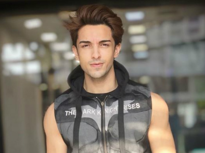 Not 'Beyhadh 2', But 'Bigg Boss 12' Contestant Rohit Suchanti To Play Lead Role In Upcoming Zee TV Show? Not 'Beyhadh 2', But 'Bigg Boss 12' Contestant Rohit Suchanti To Play Lead Role In Upcoming Zee TV Show?