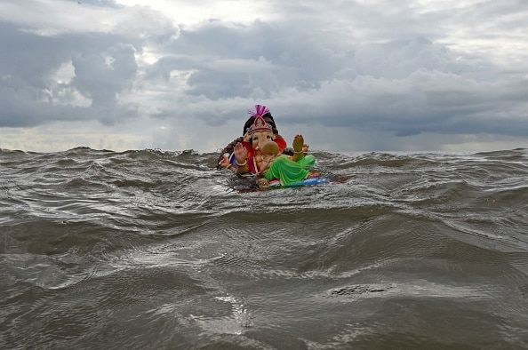 Anant Chaturdashi 2019: Ganesh Visarjan Shubh Muhurat, Date & Time; Wishes, Images, With Quotes & Greetings