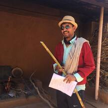 Fans Worried As Irrfan Khan Spotted At Airport In A Wheelchair Hiding Face Under Scarf