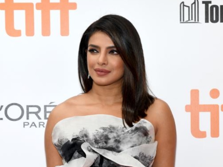 TIFF 2019: Priyanka Chopra Frill Gown PICS At World Premiere Of 'The Sky Is Pink' TIFF 2019: Priyanka Chopra REDEFINES Grace In Magical Frill Gown (See PICS)