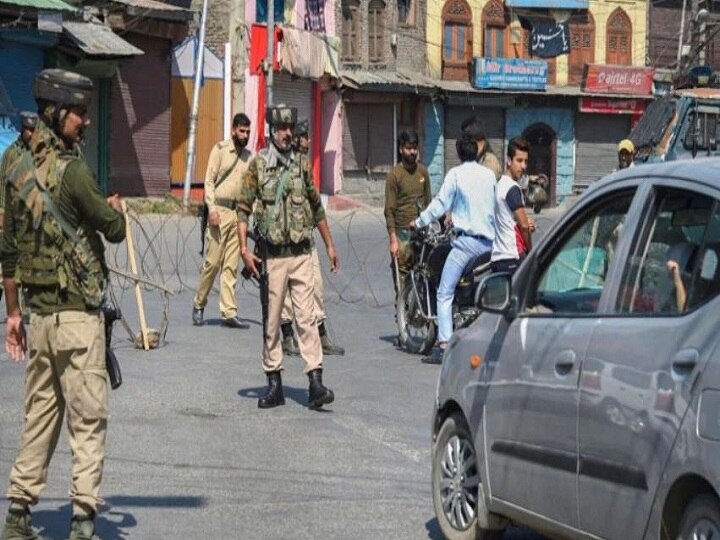 Jammu And Kashmir: Supreme Court Asks Centre To Restore Normalcy In Valley; CJI Says 'If Requirement Arises, I May Visit' SC Asks Centre To Restore Normalcy In J&K; CJI Says 'If Required, I May Visit The Valley'