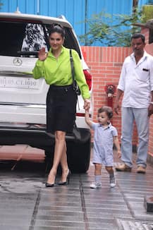 These CUTE Photos Of Sunny Leone With Her Son Will Melt Your Hearts!