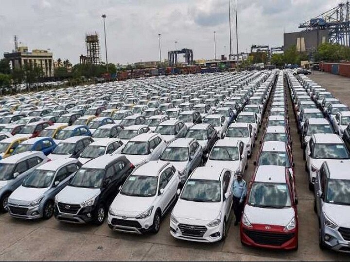 Economic Slowdown: Centre Lifts Ban On Purchase Of New Cars By Govt Departments To Boost Auto Sector Centre Lifts Ban On Purchase Of New Cars By Govt Departments To Boost Auto Sector