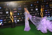 PHOTOS: Deepika Padukone SLAYS It Like A Queen On The Green Carpet Of IIFA 2019 In Purple Lace Gown With A Long Veil