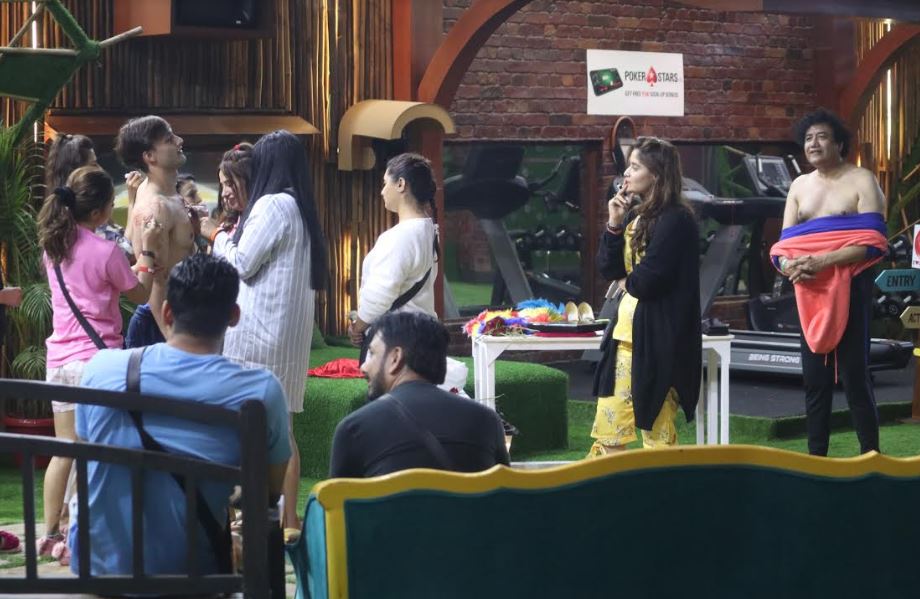 Bigg Boss 13 Day 1 PREVIEW: ‘Bed Friends Forever’ Changes Dynamics In The BB 13 House