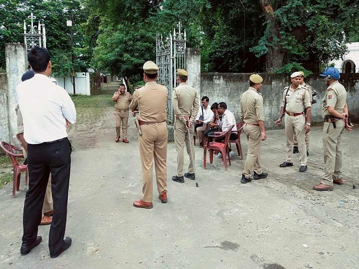 80 Congress Members Arrested Ahead Of March To Support Shahjahanpur Student 80 Congress Members Arrested Ahead Of March To Support Shahjahanpur Student