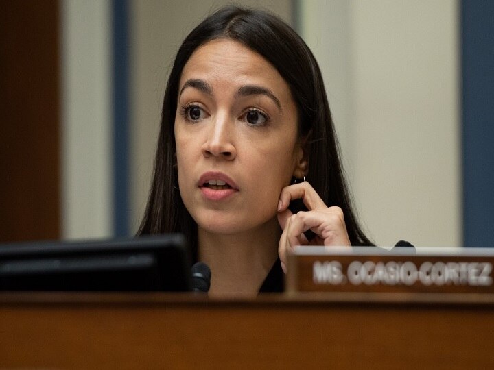 US Democratic Party Congresswoman Alexandria Ocasio-Cortez Claims Medical Aid Blocked In Kashmir, Retweets Pak Propaganda US Democrat Alexandria Ocasio-Cortez Claims Medical Aid Blocked In Kashmir, Retweets Pak Propaganda