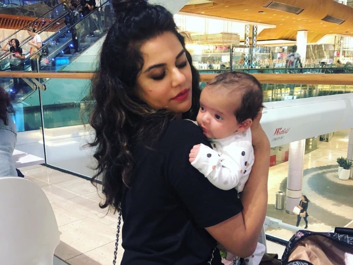 Jamai Raja Actress Sara Arfeen Khan Shares ADORABLE Pic Of Son Zidane Jamai Raja Actress Sara Arfeen Khan Shares ADORABLE Pic With Son Zidane & It Will Make You Say AWW