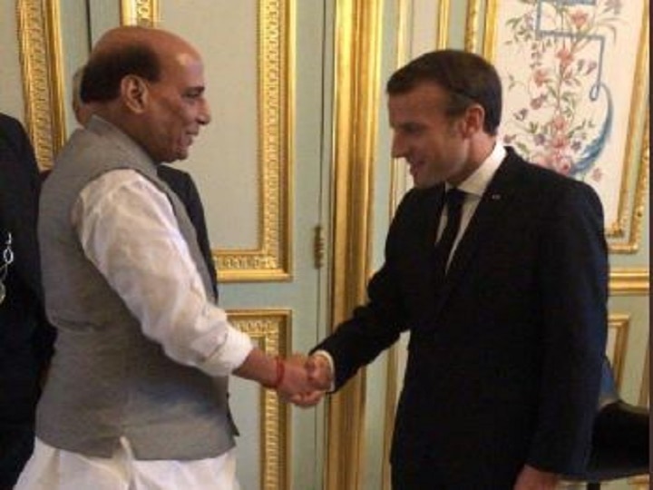 Rajnath To Meet French Prez Before Receiving First Rafale Jet Tomorrow; To Perform Shastra Puja Rajnath Singh Calls Upon French President Emmanuel Macron; To Receive First Rafale Jet Today