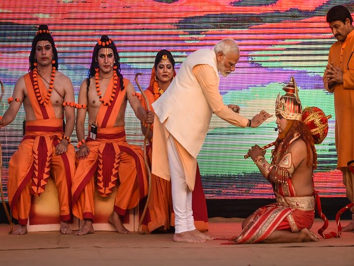 Dussehra 2019: PM Modi Visits Ram Leela Ground In New Delhi; Says Festivals Bring Us Together Dussehra 2019: PM Modi Visits Ram Leela Ground In New Delhi; Says Festivals Bring Us Together