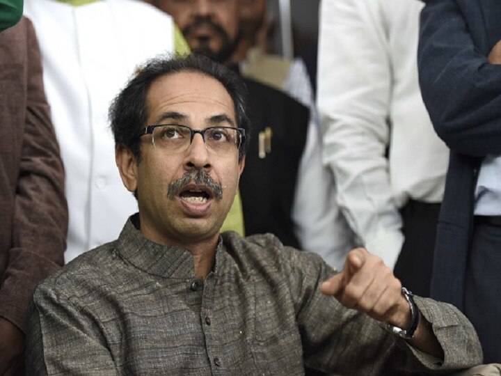 Shiv Sena Chief Uddhav Thackrey Praises Amit Shah For Axing Article 370, Demands UCC Shiv Sena Chief Uddhav Thackrey Praises Amit Shah For Axing Article 370, Demands UCC