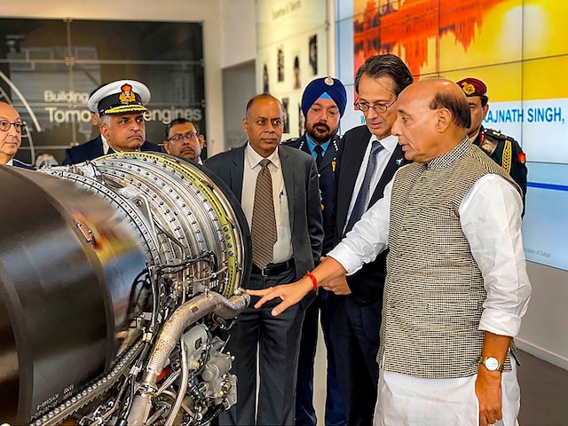 Don't Terrorise Us On Tax: Rafale Engine Manufacturer Tells Defence Minister Rajnath Safran Aircraft Engines Olivier Andries Rafale Engine Manufacturer With Defence Minister Rajnath Singh