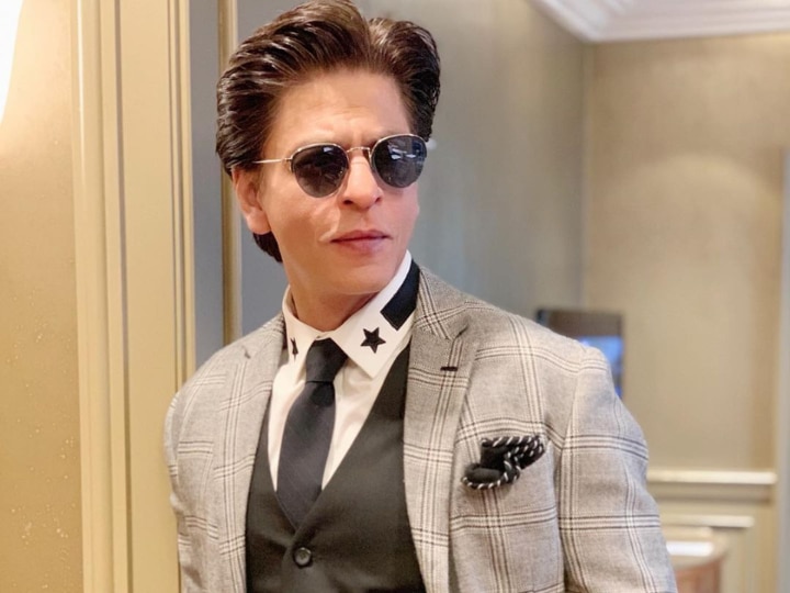 Shah Rukh Khan Reaction To Twitter User Mocking Him For Flop Films, His Response Is Winning Hearts Twitter User Asks Shah Rukh Khan About His Flop Films, Actor's RESPONSE Wins Internet Over