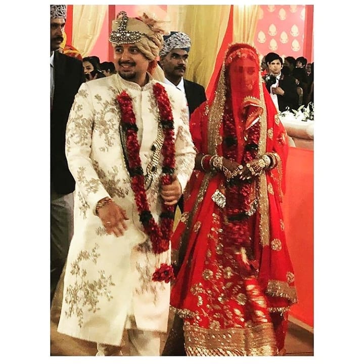 FIRST PICS! 'Yeh Rishta Kya Kehlata Hai' Actress Mohena Kumari Singh Gets MARRIED