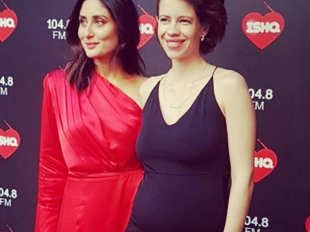 PIC: Pregnant Kalki Koechlin Flaunts Her Baby Bump As She Poses With Kareena Kapoor PIC: Pregnant Kalki Koechlin Flaunts Her Baby Bump As She Poses With Kareena Kapoor Khan On 'What Women Want'