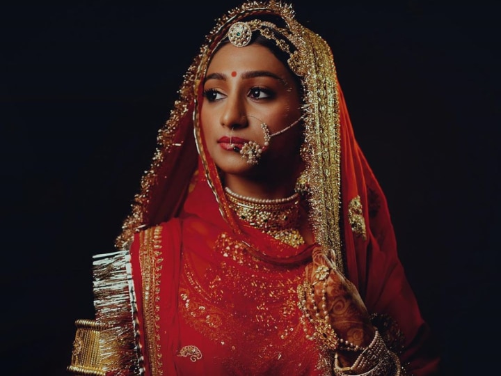 Yeh Rishta Kya Kehlata Hai Actress Mohena Kumari Singh Wedding Pictures 'Yeh Rishta Kya Kehlata Hai' Actress Mohena Kumari Singh Shares STUNNING PICS From Her DREAMY Wedding