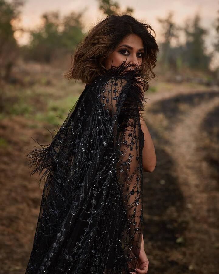 The first season of Beyhadh had featured Kushal Tandon and Aneri Vajani in lead roles alongside Jennifer. Jenny captioned this pic-