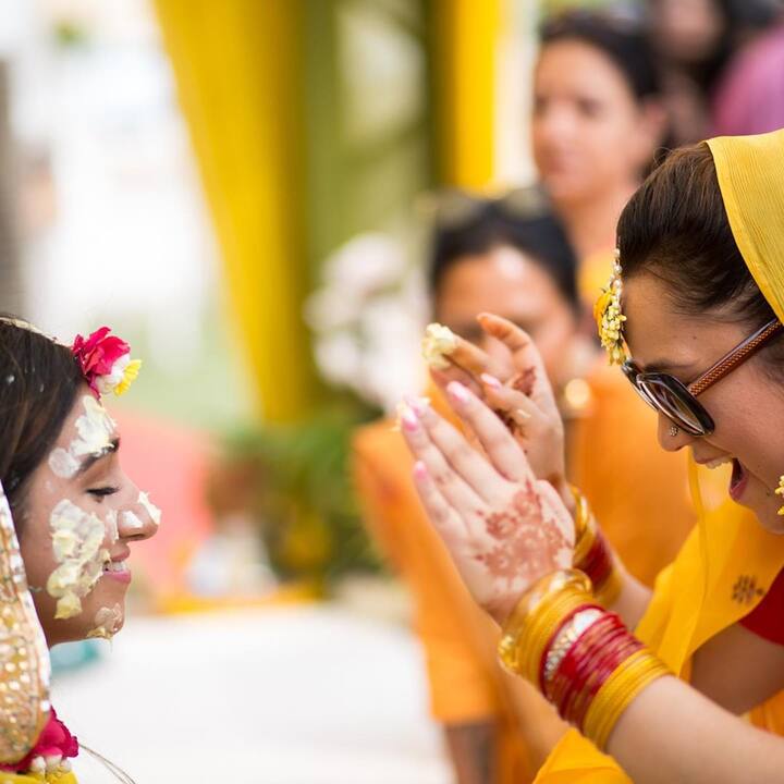 Mohena also posted unseen photos from her haldi ceremony. 