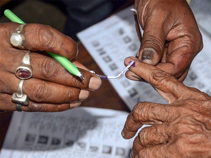 Voting In Maharashtra, Haryana Assembly Elections On October 21; Bypolls To 51 Assembly Seats Across The Country Voting In Maharashtra, Haryana Assembly Elections Begins; Bypolls In 51 Assembly Seats Across The Country Underway