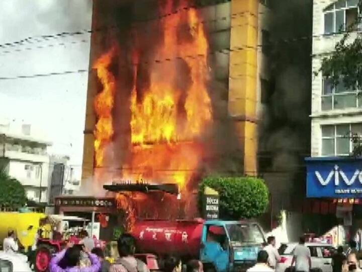 Madhya Pradesh: Massive Fire Engulfs Indore Hotel; No Casualty Madhya Pradesh: Massive Fire Engulfs Indore Hotel; No Casualty