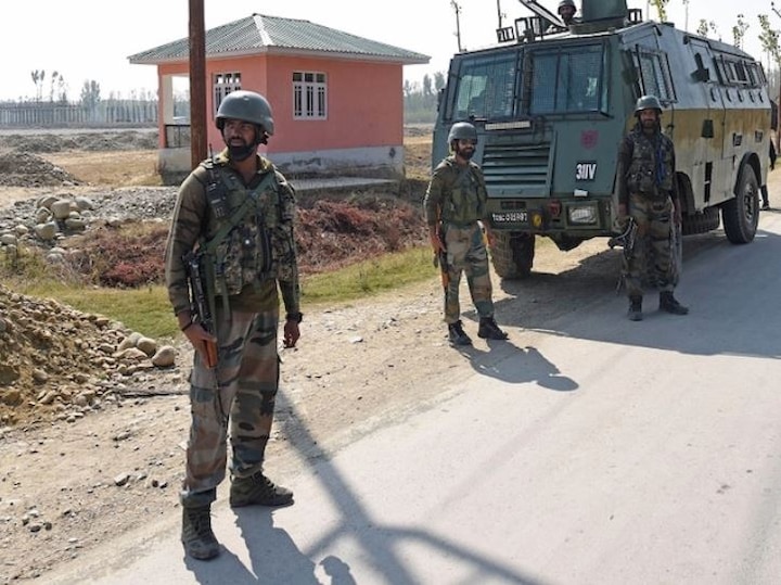 Jammu And Kashmir: Army JCO Martyred In Pakistan Firing In Nowshera; 2 Civilians Injured J&K: Army JCO Martyred In Pakistan Firing In Nowshera; 2 Civilians Injured