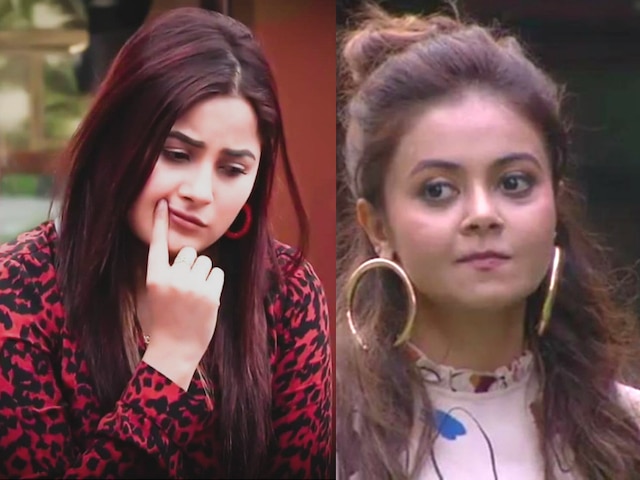'Bigg Boss 13': 'Bigg Boss 13': Devoleena slaps Shehnaaz during 'Saanp-Seedhi' task , enrages fans!