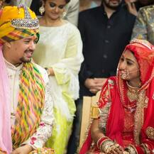 \'Yeh Rishta Kya Kehlata Hai\' Fame Mohena Kumari Singh\'s Unseen Varmaala Moment, More Pics Shared 10 Days After Wedding By Bestie Shampa Gopikrishna