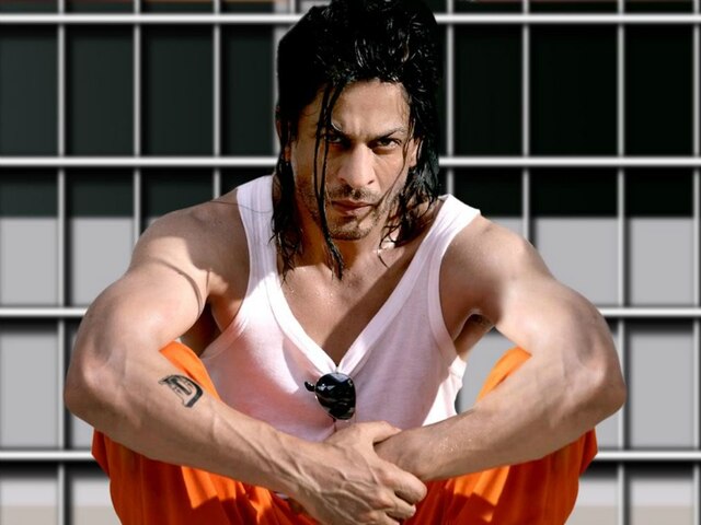 SRK Reveals He Has Spent Time In Jail Once, Reveals He Was Arrested In Initial Days.. Here's Why! When Shah Rukh Khan spent time in jail, Reveals he was arrested in initial days for misbehaving at a magazine editor's office