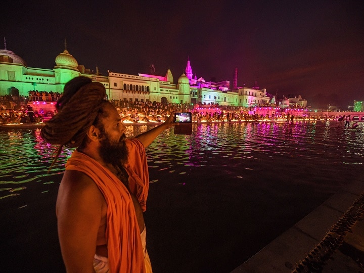 Deepotsav Celebrations: Adityanath Govt Lights Up 5.51 Lakh Diyas In Ayodhya; Sets World Record