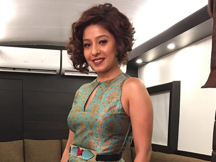 Man Arrested For Fraud In Sunidhi Chauhan's Name In Uttar Pradesh Man Arrested For Fraud In Sunidhi Chauhan's Name In UP