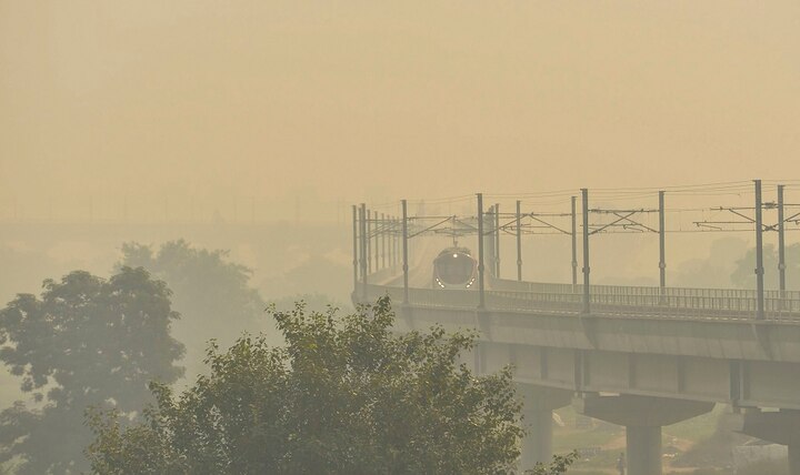 Delhi air pollution: Air quality remains 'very poor', improvement likely from Dec 17 onwards Delhi Air Pollution: दिल्ली में नहीं थम रहा प्रदूषण का कहर, हवा की क्वॉलिटी 'बेहद खराब', इस तारीख से राहत के आसार