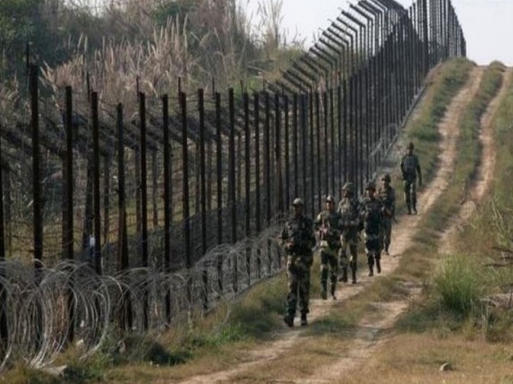 Jammu And Kashmir: Pakistan Violates Ceasefire For Second Time Near LoC Today, Indian Army Retaliates Jammu And Kashmir: Pakistan Violates Ceasefire For Second Time Near LoC Today, Indian Army Retaliates