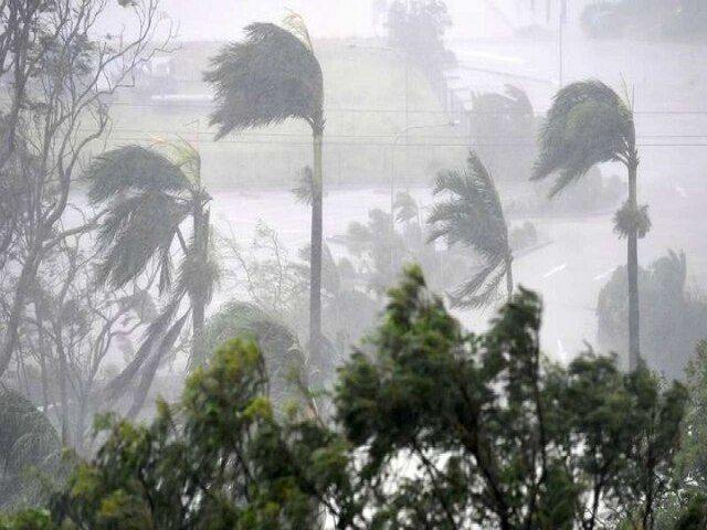 Cyclone Maha Intensifies! Tamil Nadu, Kerala, Karnataka On High Alert; 10 Points Cyclone Maha Intensifies! Tamil Nadu, Kerala, Karnataka On High Alert; 10 Points