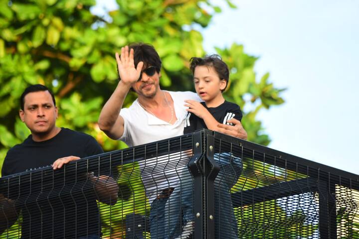 We spotted AbRam in black t-shirt and blue jeans.