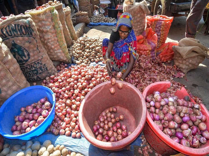 Onion Export Banned Government bans export of all varieties of onions with immediate effect Indian Government Bans Export Of All Varieties Of Onions As Prices Treble Due To Heavy Rainfall